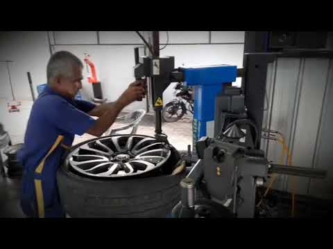 Qué es una desmontadora de neumáticos? - Equipamiento para Talleres  Mecánicos